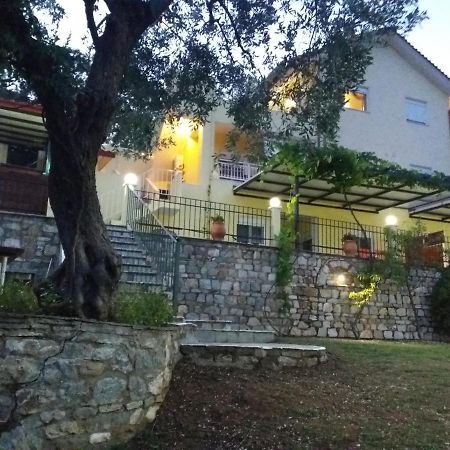 Nestor Apartments Chrisi Ammoudia Exterior foto
