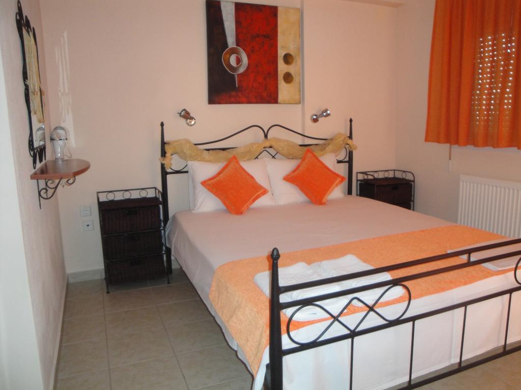 Nestor Apartments Chrisi Ammoudia Zimmer foto
