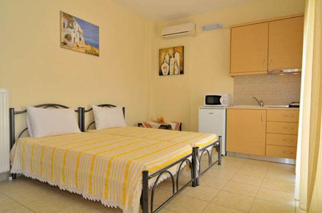 Nestor Apartments Chrisi Ammoudia Zimmer foto